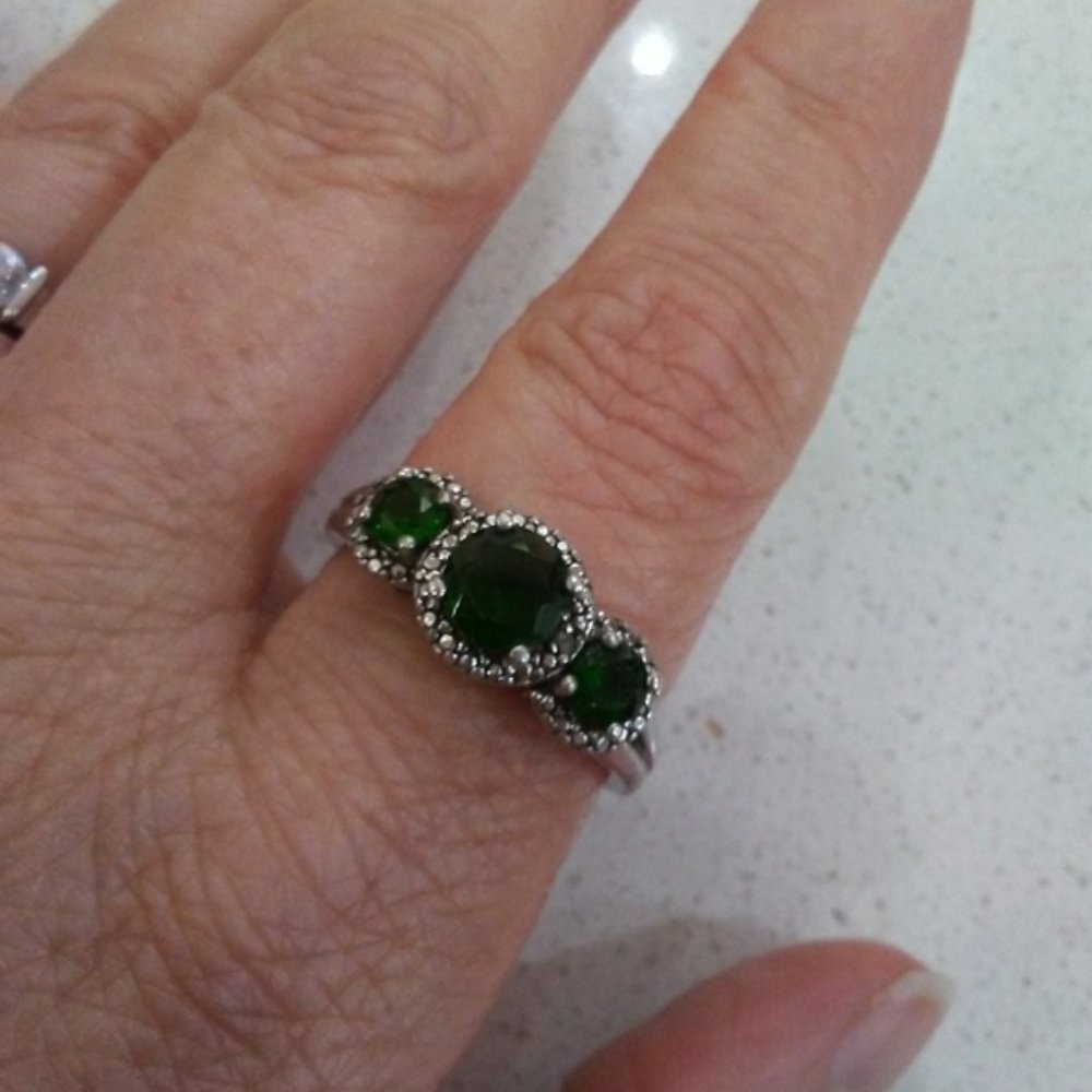 Vintage Russian Chrome Diopside Ring